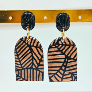 Emy - Boucles d'oreilles feuilles dorées